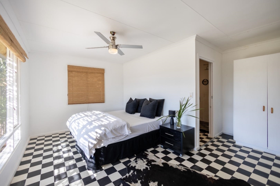 8 Bedroom Property for Sale in Airport Western Cape